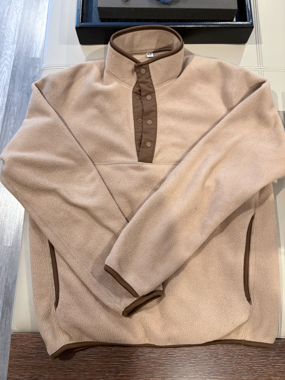 Uniqlo Beige Teddy Fleece pullover with Brown Trim